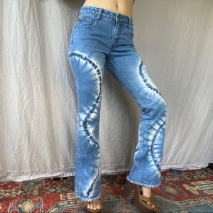 Y2k does 70s acid wash jeans by Zana di